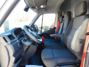 RENAULT MASTER KÜHLKASTENWAGEN -10 C TEMPOMAT NAVIGATION