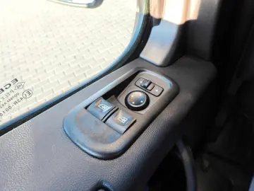 RENAULT MASTER KÜHLKASTENWAGEN -10 C TEMPOMAT NAVIGATION