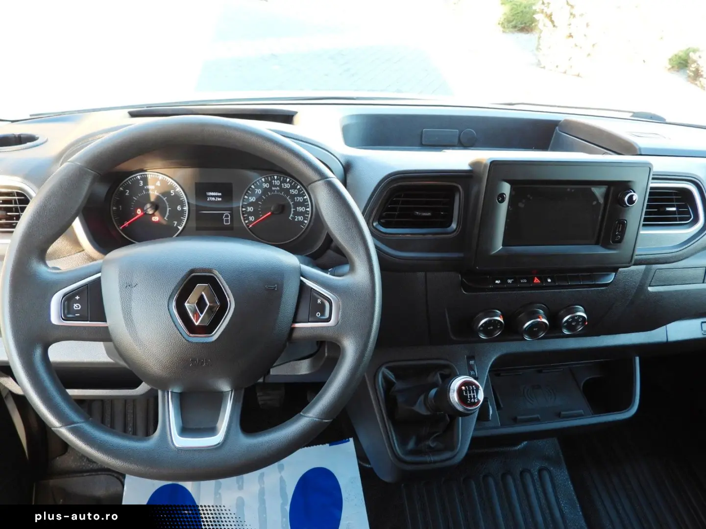 RENAULT MASTER KÜHLKASTENWAGEN -10 C TEMPOMAT NAVIGATION