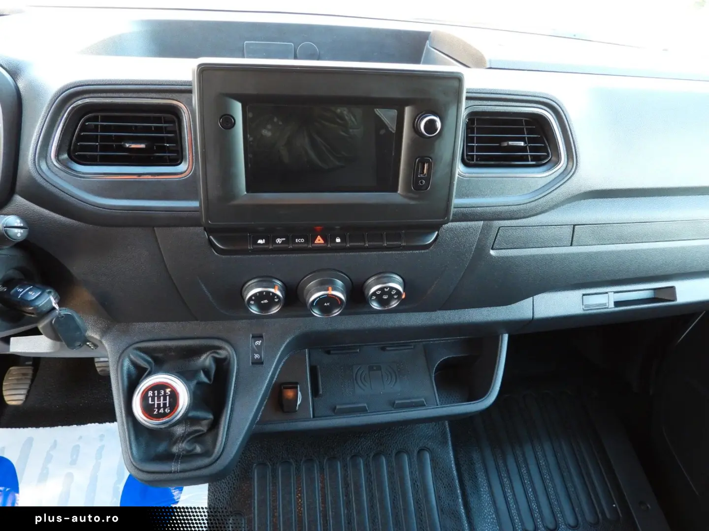 RENAULT MASTER KÜHLKASTENWAGEN -10 C TEMPOMAT NAVIGATION