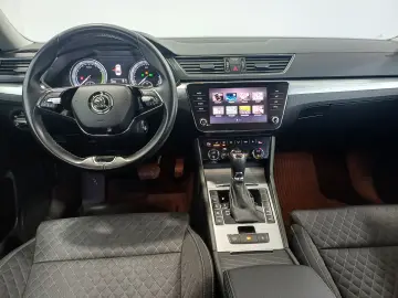 Skoda Superb 1.4 TSI PHEV Ambition