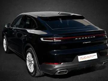 Cayenne Coupe E-Hybrid  Rear Steer.  Air Susp.  360 Winter