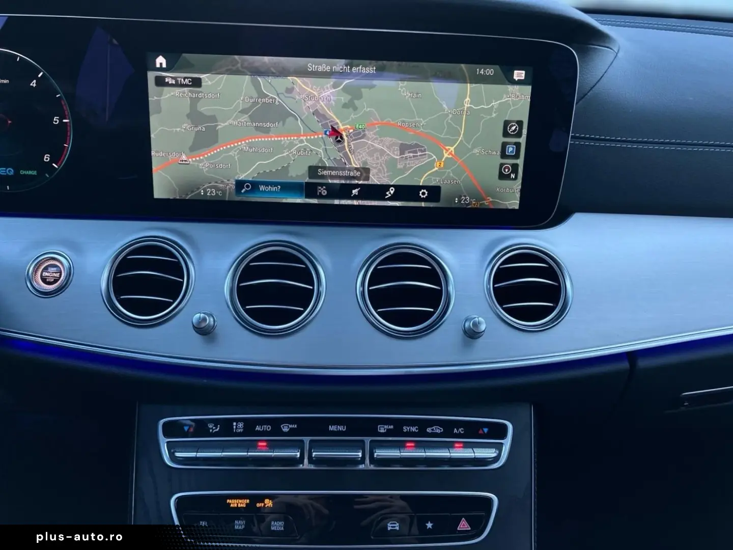 MERCEDES-BENZ E 220 d AMG Night-P Pano HUD Burmester Kamera
