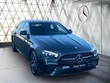 MERCEDES-BENZ E 220 d AMG Night-P Pano HUD Burmester Kamera