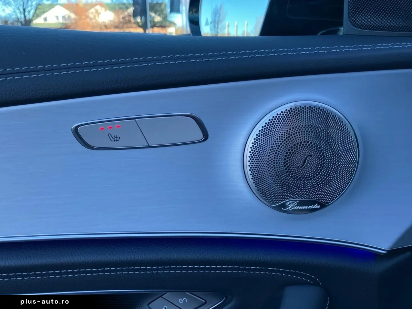 MERCEDES-BENZ E 220 d AMG Night-P Pano HUD Burmester Kamera