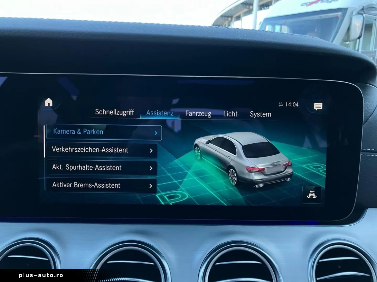 MERCEDES-BENZ E 220 d AMG Night-P Pano HUD Burmester Kamera