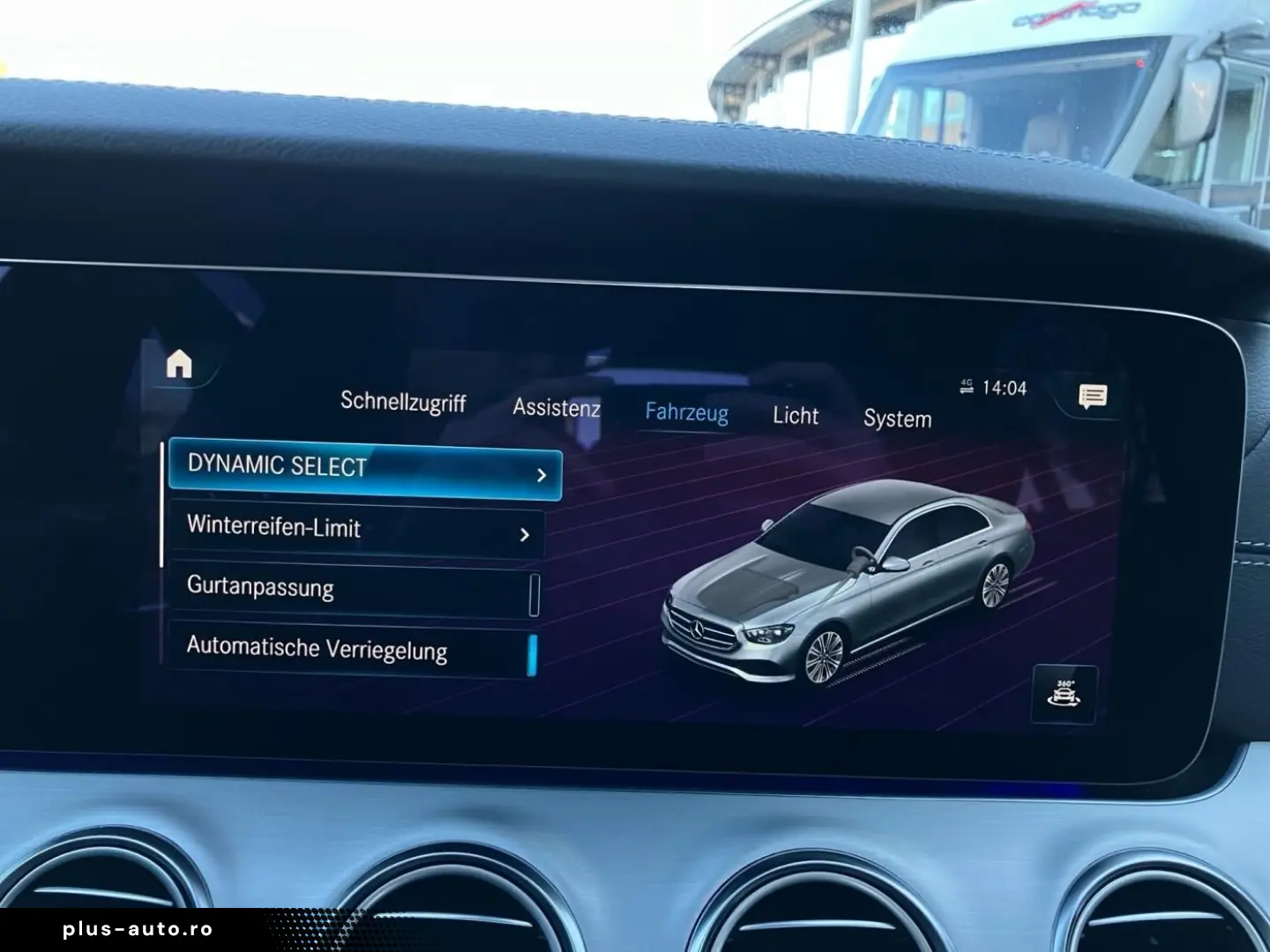 MERCEDES-BENZ E 220 d AMG Night-P Pano HUD Burmester Kamera