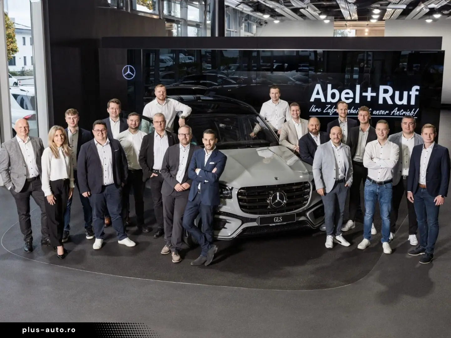 MERCEDES-BENZ E 300 e AMG Advanced Distronic LED LRH&hellip;