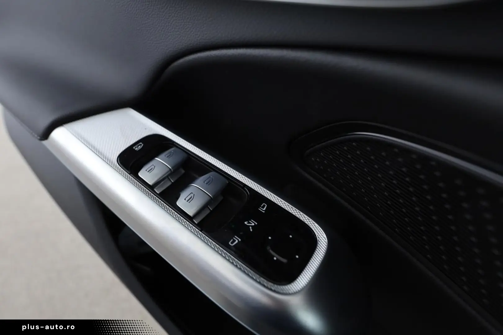 MERCEDES-BENZ E 200 AMG AHK Distronic Memory 20 Zoll 360