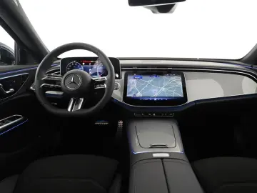 MERCEDES-BENZ E 200 AMG AHK Distronic Memory 20 Zoll 360