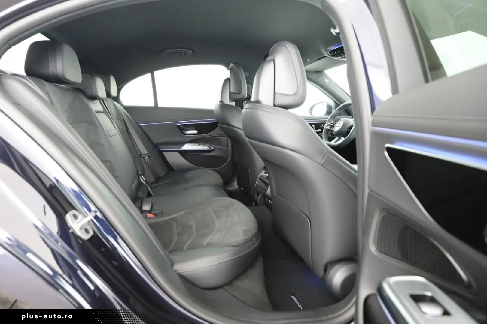 MERCEDES-BENZ E 200 AMG AHK Distronic Memory 20 Zoll 360