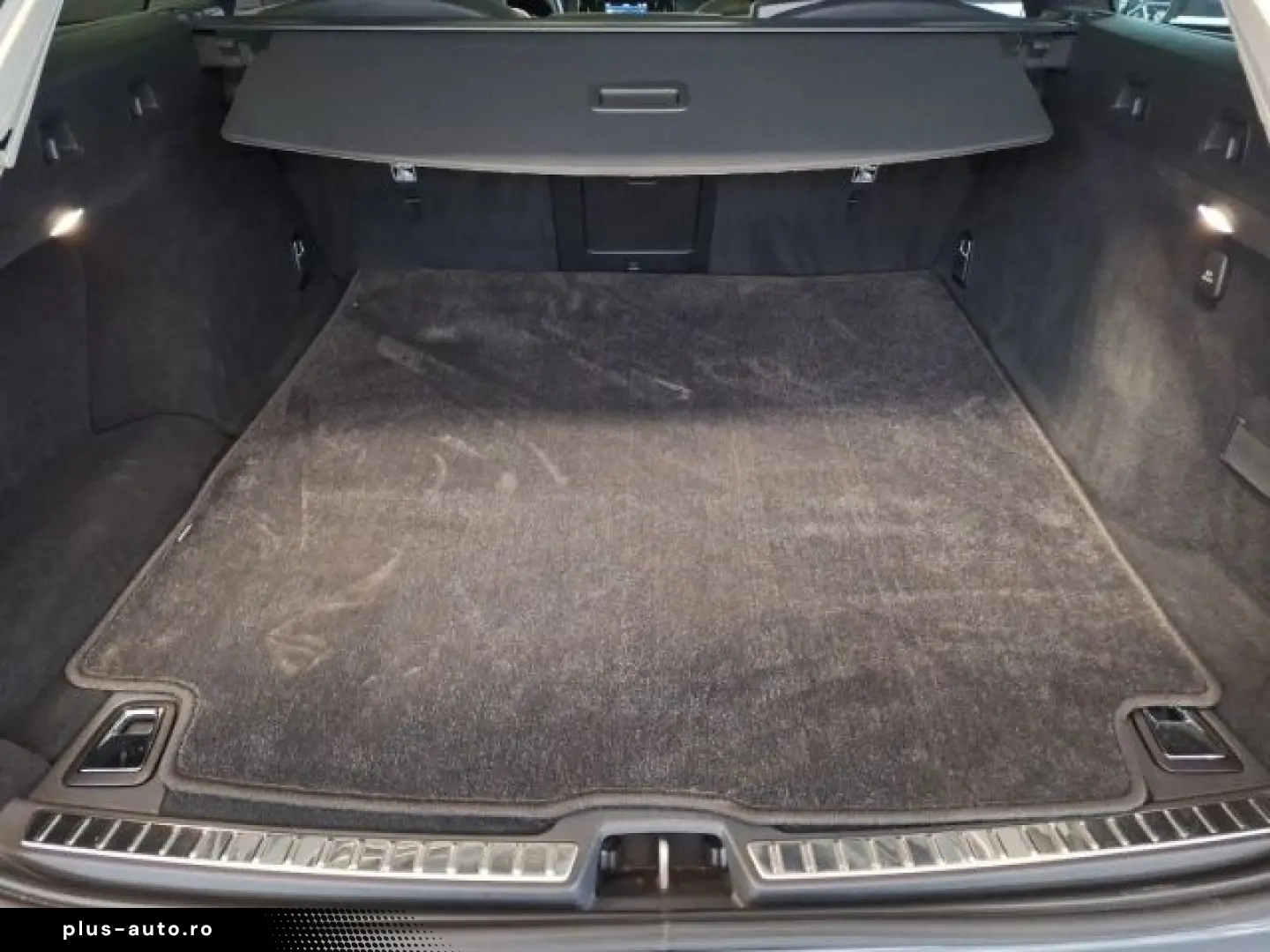 VOLVO V90 T8 AWD Ultimate Dark Bowers&Wilkins Head-Up