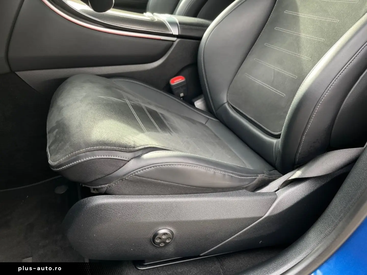 MERCEDES-BENZ GLC 300 d 4M AMG AHK NIGHT LED KAMERA &hellip;