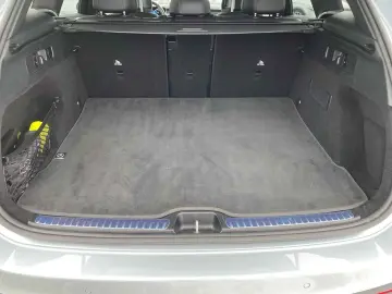 MERCEDES-BENZ GLC 200 4M AMG Pano AHK Memory Kam LED&hellip;