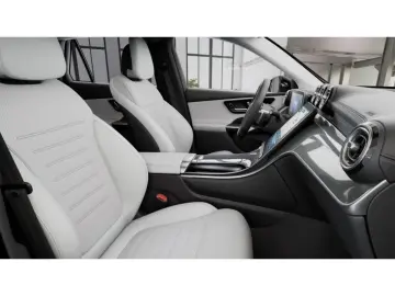 MERCEDES-BENZ GLC 200 4M AMG-Sport LED 360 Pano Nigh&hellip;