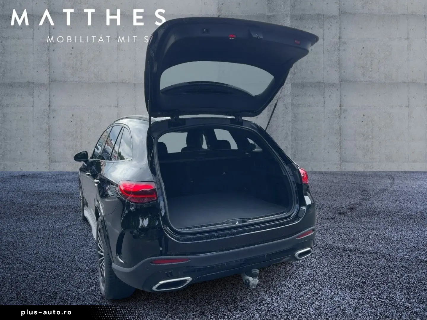 MERCEDES-BENZ GLC 220 d 4M AMG Night 360  Digital-Light AHK