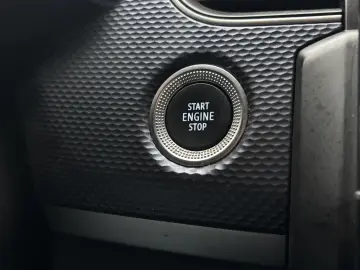 Renault Arkana E-TECH 145 Techno