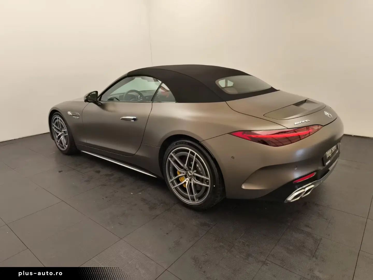 Mercedes-Benz SL 63 AMG