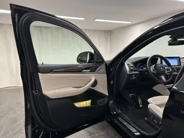 BMW X4 xDrive30d M Sportpaket Harman Kardon Pano.