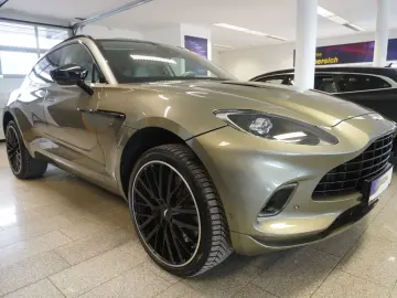 ASTON MARTIN DBX 4.0 V8 Panorama 360  Luftfahrwerk