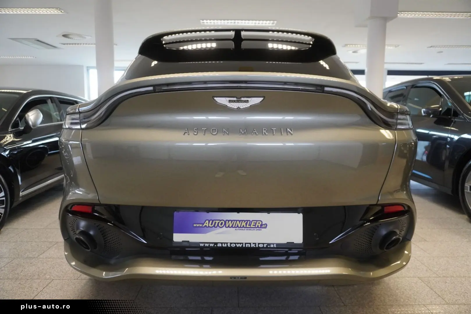 ASTON MARTIN DBX 4.0 V8 Panorama 360  Luftfahrwerk