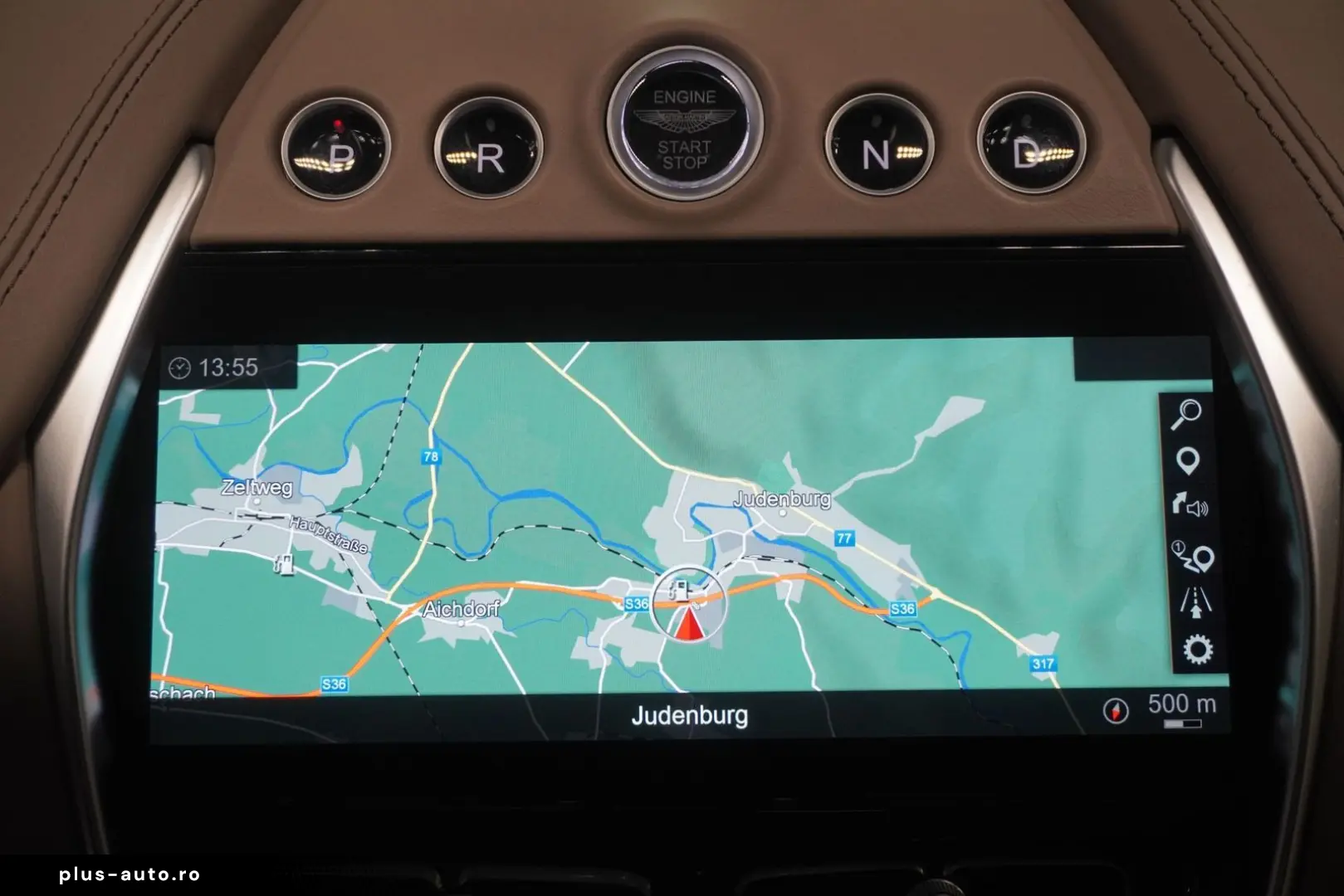 ASTON MARTIN DBX 4.0 V8 Panorama 360  Luftfahrwerk