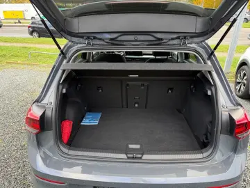 VW Golf VIII Lim 2 0 TDI Life