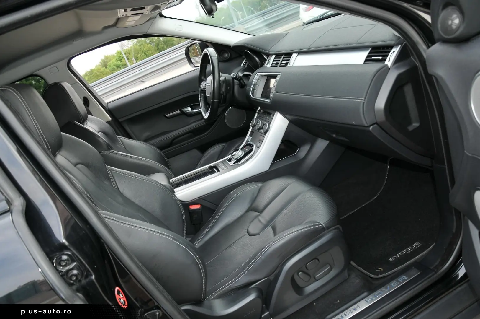 Range Rover Evoque R-Dynamic