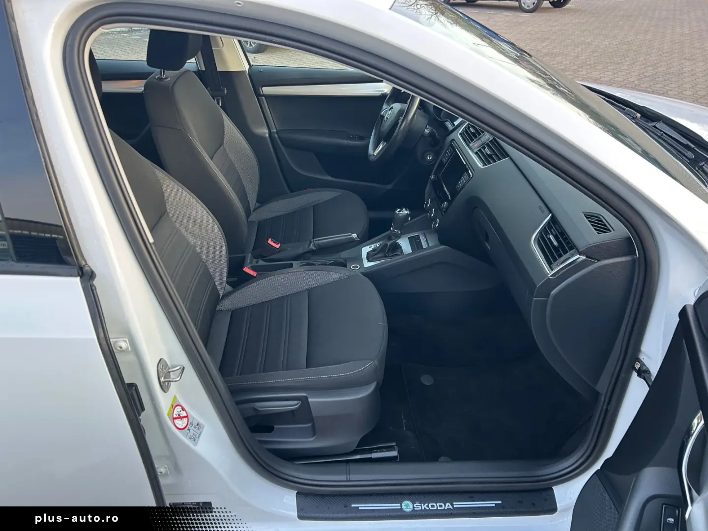 SKODA Octavia TSI DSG