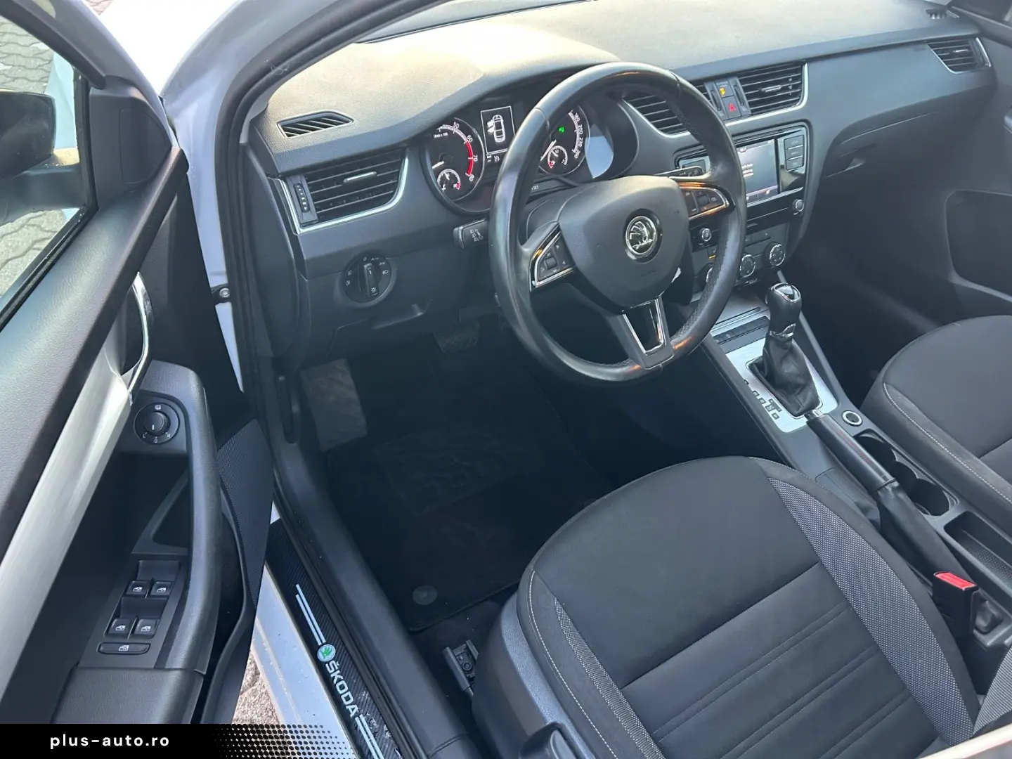 SKODA Octavia TSI DSG