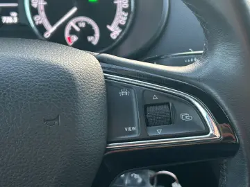 SKODA Octavia TSI DSG