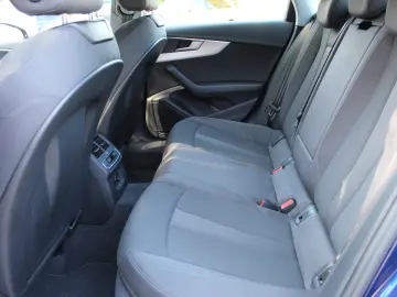 Audi A4 40 TFSI S tronic Advanced