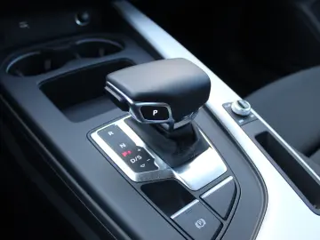 Audi A4 40 TFSI S tronic Advanced