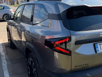 DACIA BIGSTER Journey 1.8 Hybrid 155 CP LIVRARE IMEDIATA