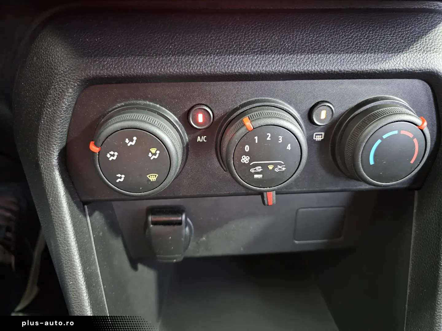 Dacia Logan TCe 90 MT5 Comfort