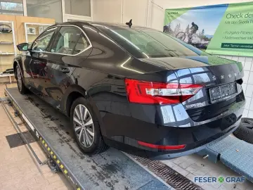 SKODA Superb 1.4 TSI DSG Hybrid