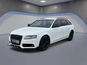AUDI A4     S-line