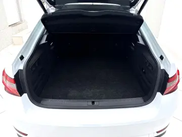 SKODA Superb Limousine 1.4 TSI eHybrid