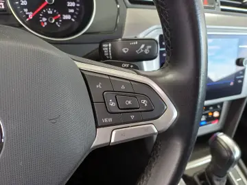 VW Passat Advance1.5 TSI ACT DSG