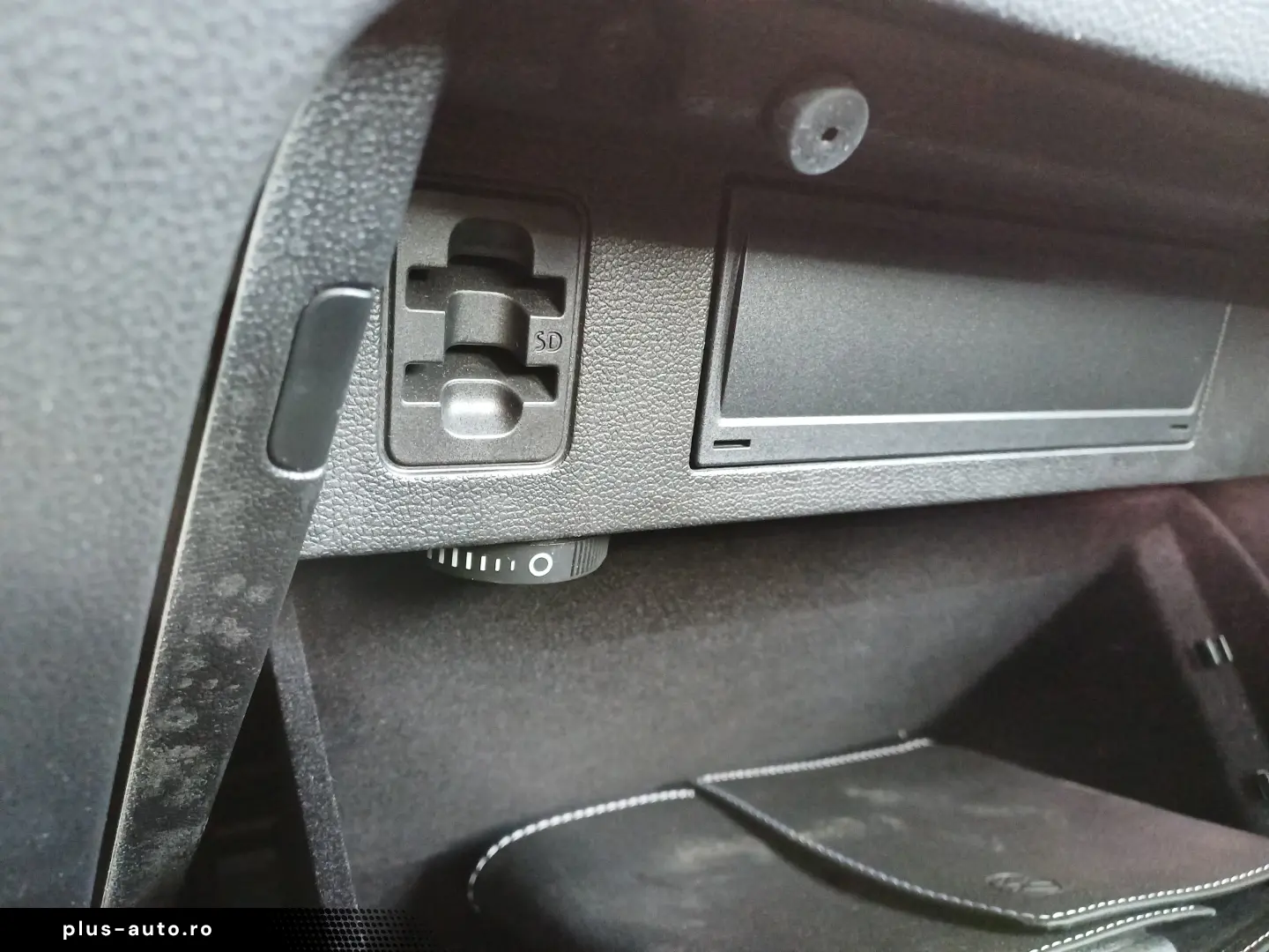 VW Passat Advance1.5 TSI ACT DSG