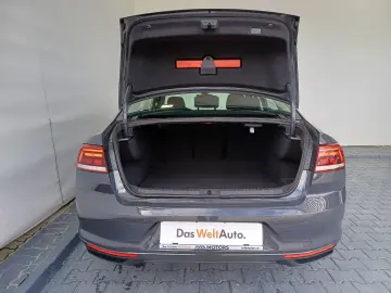 VW Passat Advance1.5 TSI ACT DSG