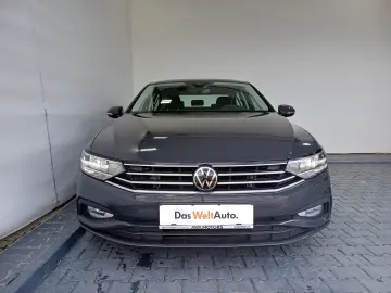 VW Passat Advance1.5 TSI ACT DSG