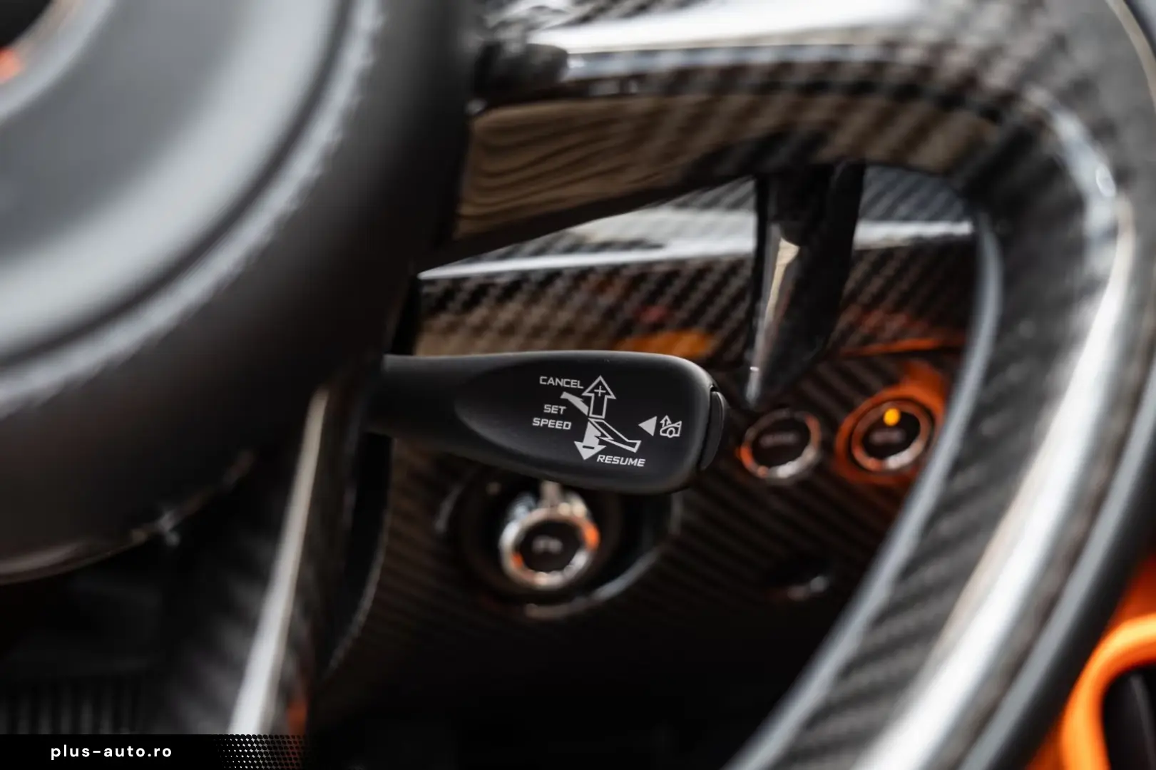 McLaren Elva 36~149 Lift Carbon