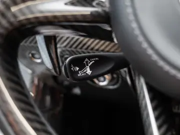 McLaren Elva 36~149 Lift Carbon