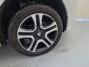 DACIA LOGAN 0.9 TCe 90CP Black & White