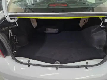 DACIA LOGAN 0.9 TCe 90CP Black & White