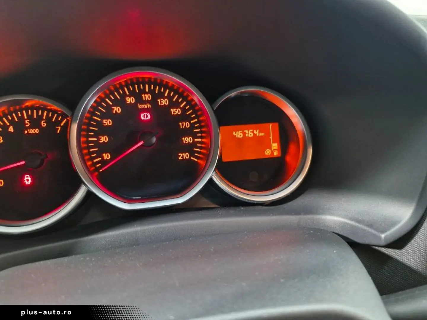 DACIA LOGAN 0.9 TCe 90CP Black & White