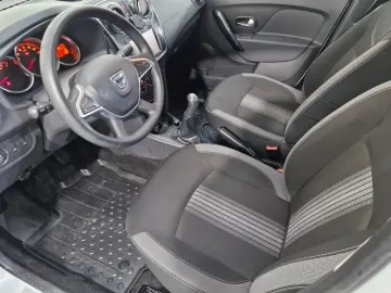 DACIA LOGAN 0.9 TCe 90CP Black & White