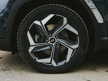 Hyundai Tucson Hybrid Luxury