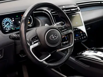 Hyundai Tucson Hybrid Luxury